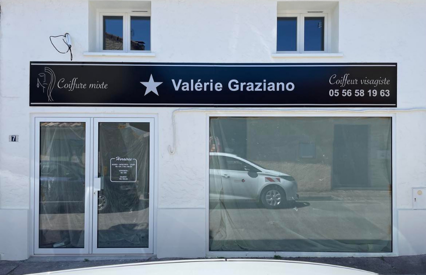 Image d'un panneau enseigne