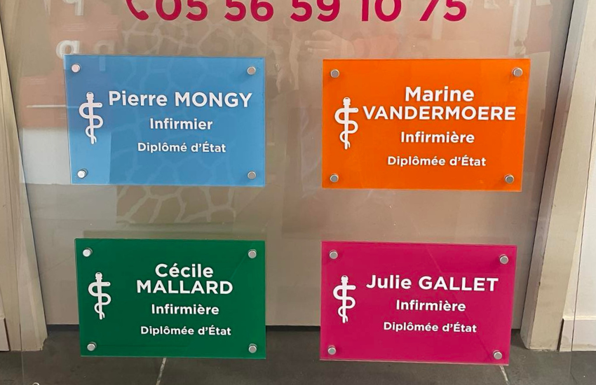 Image d'une plaque professionnelle